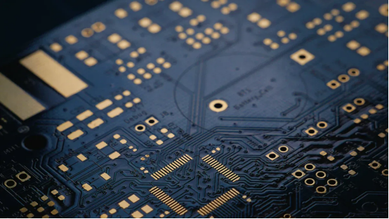 Memilih Induktor Cincin Warna untuk Perakitan PCB